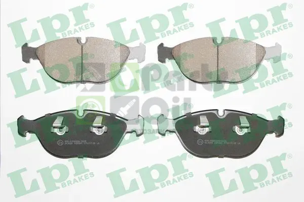 Тормозные колодки LPR передние для Audi TT I 8N 2003-2006. Артикул 05P881