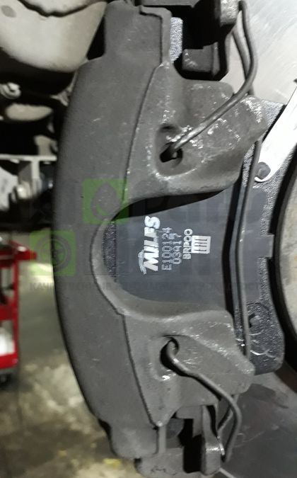 Тормозные колодки Miles Semi-Metallic передние для Opel Astra H 2005-2010. Артикул E100124