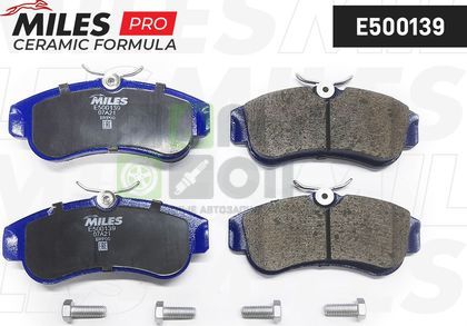 Тормозные колодки Miles Керамика передние для Nissan Almera N16 2000-2006. Артикул E500139