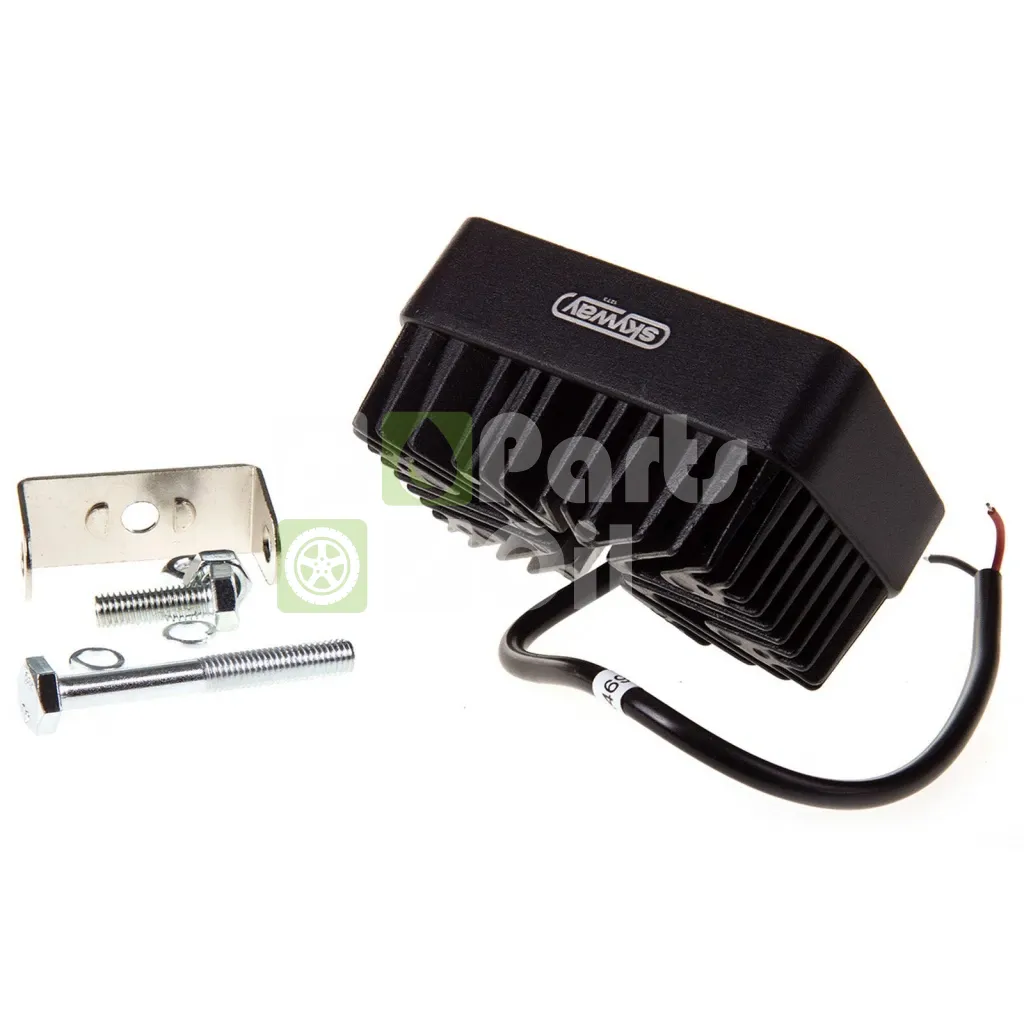 Фара противотуманная OFF ROAD SKYWAY прямоугольная, 12V24V, 18W, 6 диодов, ближний свет 1 шт.