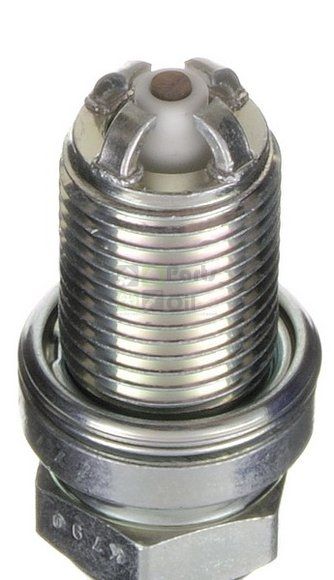 Свеча зажигания NGK 6872
